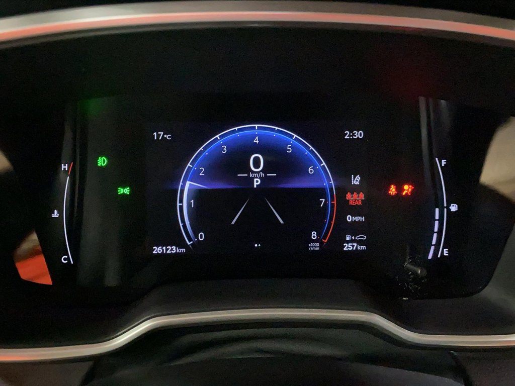 2023 Toyota Corolla Hatchback in Sept-Îles, Quebec - 16 - w1024h768px