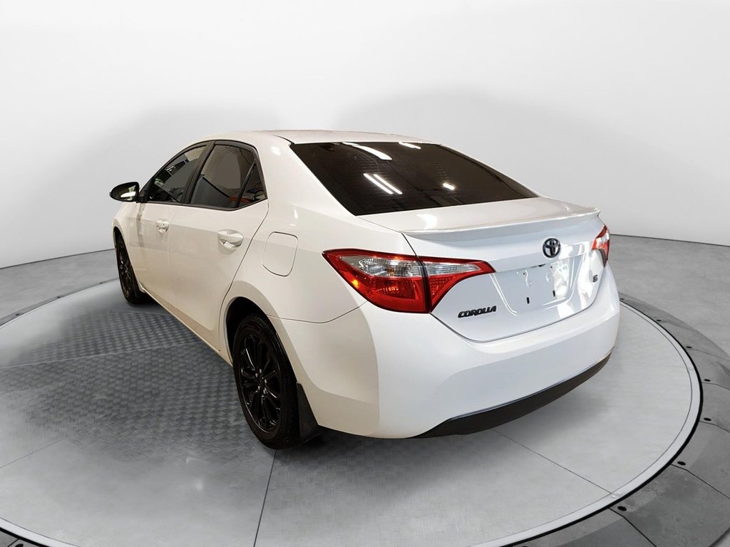 Toyota Corolla  2015 à Jonquière, Québec - 4 - w1024h768px
