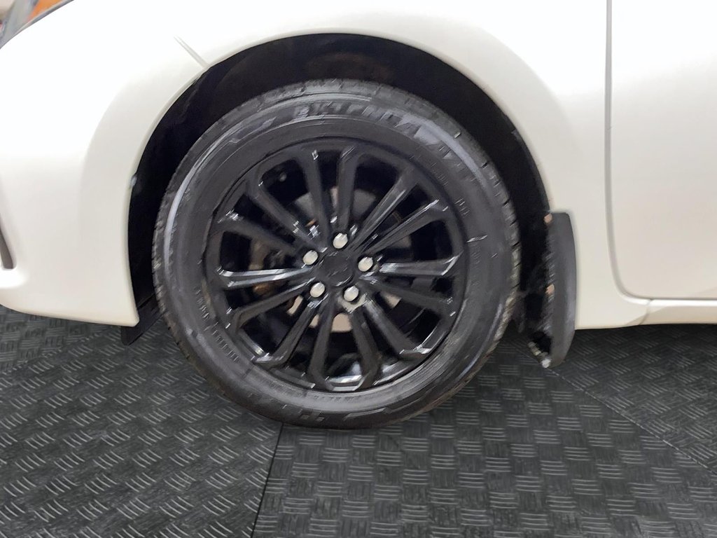 Toyota Corolla  2015 à Jonquière, Québec - 6 - w1024h768px