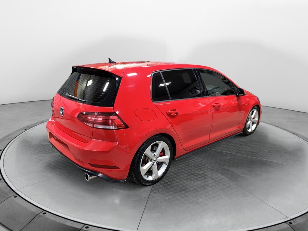 2019 Volkswagen Golf GTI in Jonquière, Quebec - 4 - w1024h768px