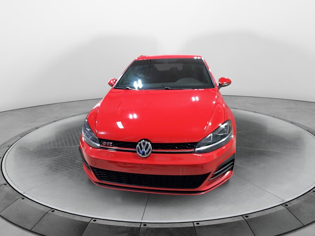 2019 Volkswagen Golf GTI in Jonquière, Quebec - 2 - w1024h768px