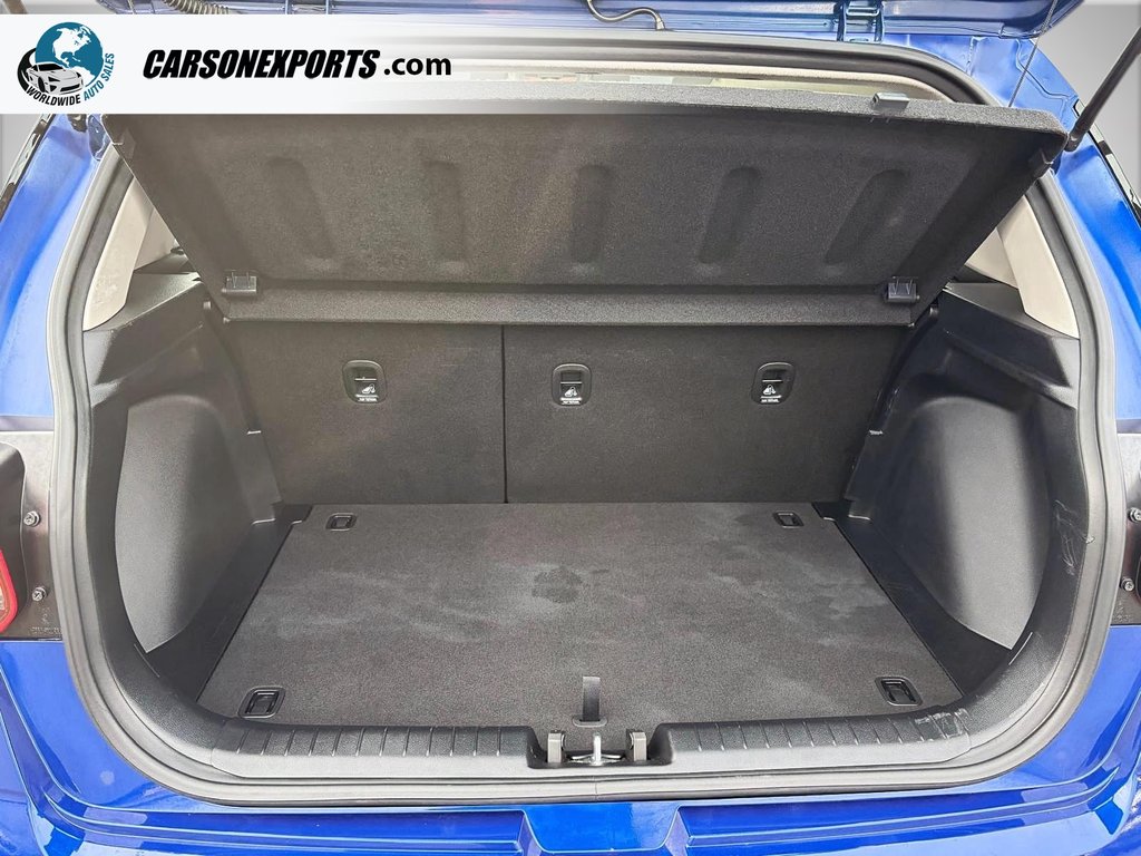 2024 Hyundai Venue Essential LOW KM!! FINANCING AVAILABLE!-4