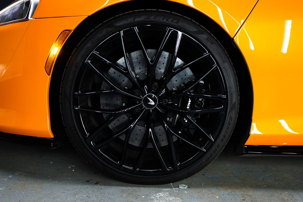 2023 McLaren GT GREAT COLOR! FINANCING AVAILABLE-4