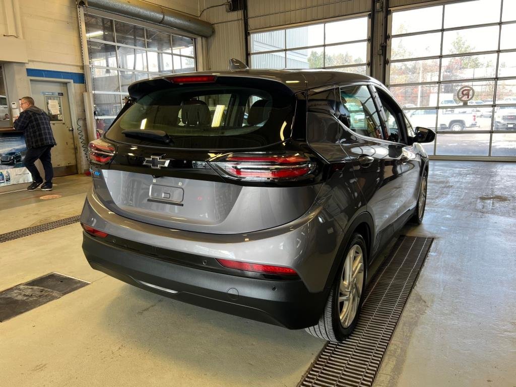 2022 Chevrolet Bolt EV in Quebec, Quebec - 5 - w1024h768px