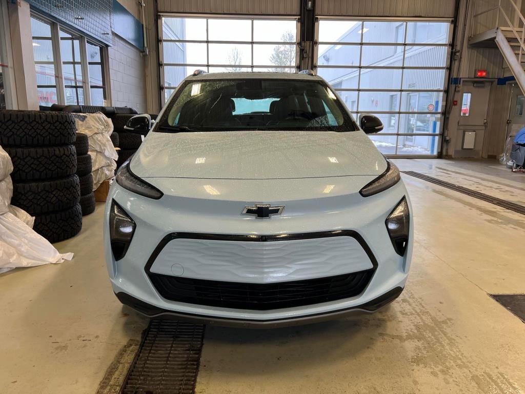 2022 Chevrolet BOLT EUV in Quebec, Quebec - 2 - w1024h768px