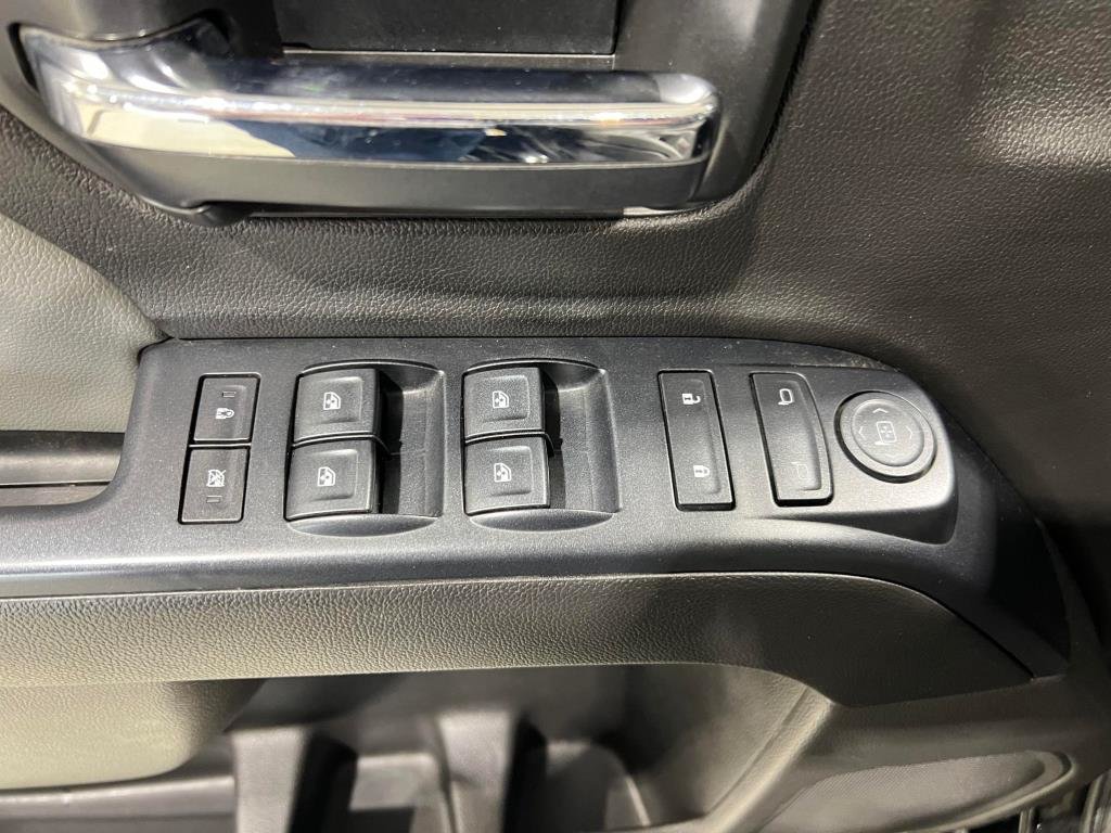 2018 Chevrolet Silverado 1500 in Quebec, Quebec - 18 - w1024h768px