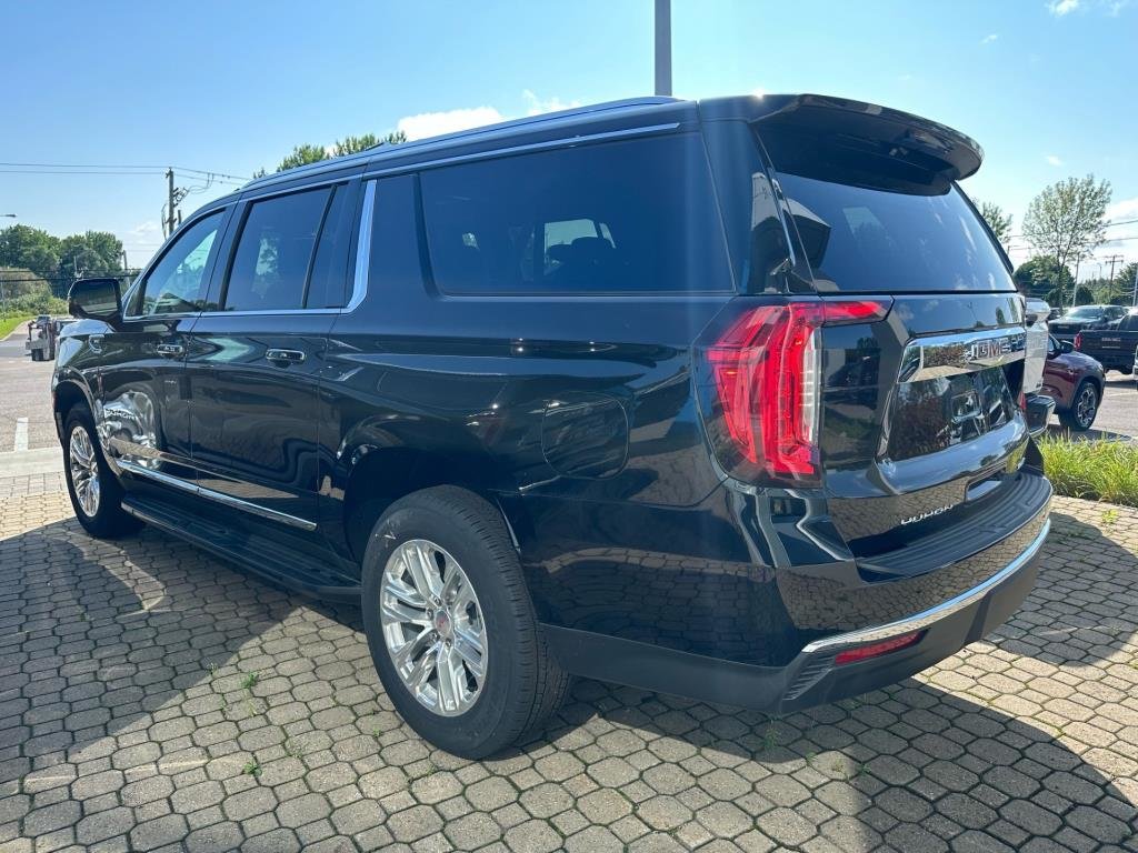 GMC Yukon XL  2023 à Québec, Québec - 8 - w1024h768px