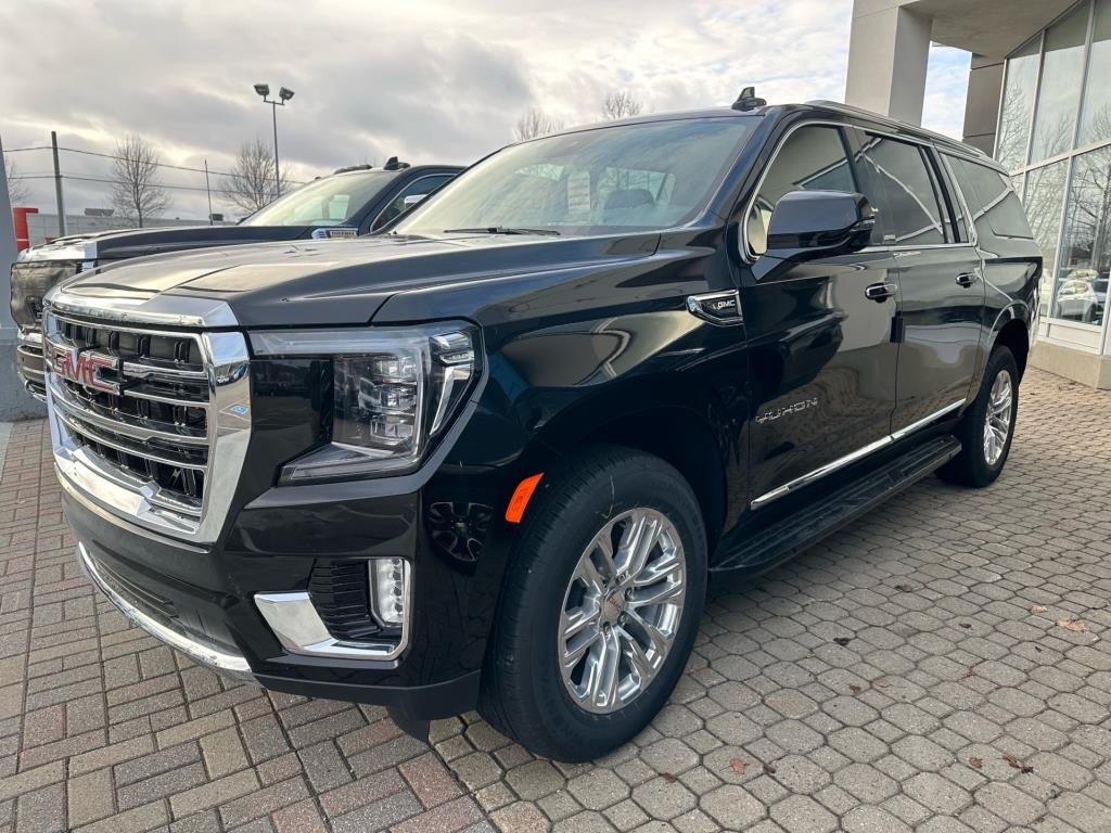 GMC Yukon XL  2023 à Québec, Québec - 3 - w1024h768px