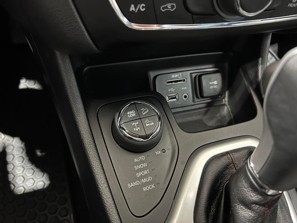 2018 Jeep Cherokee in Quebec, Quebec - 19 - w1024h768px