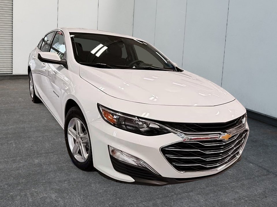Chevrolet Malibu LS 2024 à Québec, Québec - 3 - w1024h768px