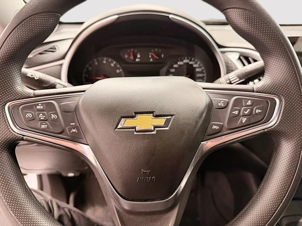 Chevrolet Malibu LS 2024 à Québec, Québec - 11 - w1024h768px