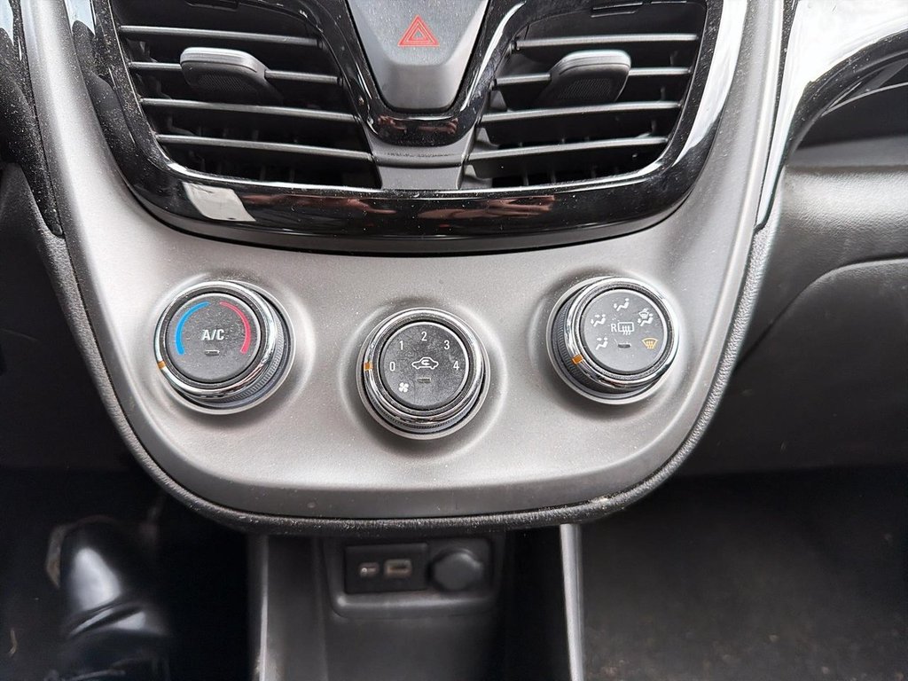 Chevrolet Spark LT 2019 à Québec, Québec - 13 - w1024h768px
