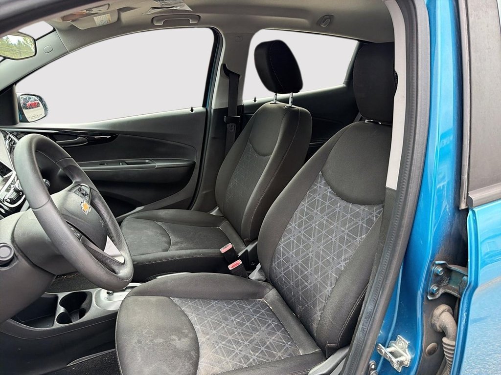Chevrolet Spark LT 2019 à Québec, Québec - 7 - w1024h768px