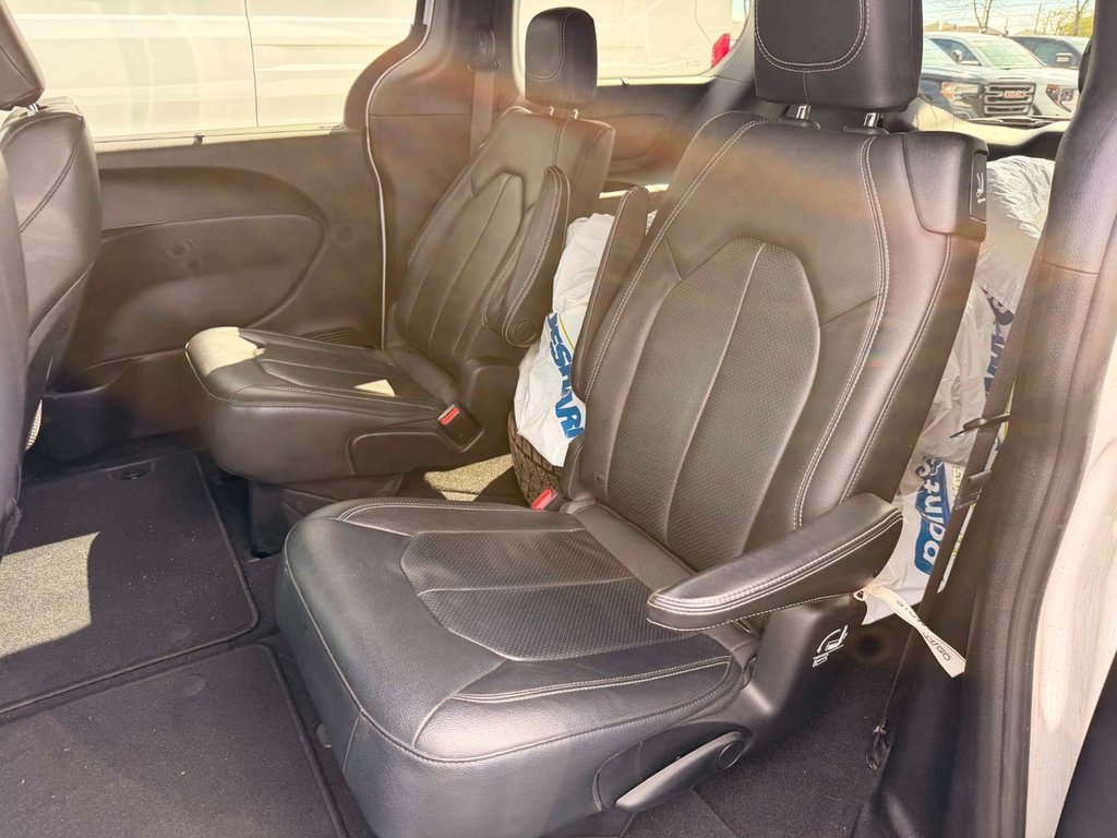 2020 Chrysler Pacifica Launch Edition in Quebec, Quebec - 12 - w1024h768px