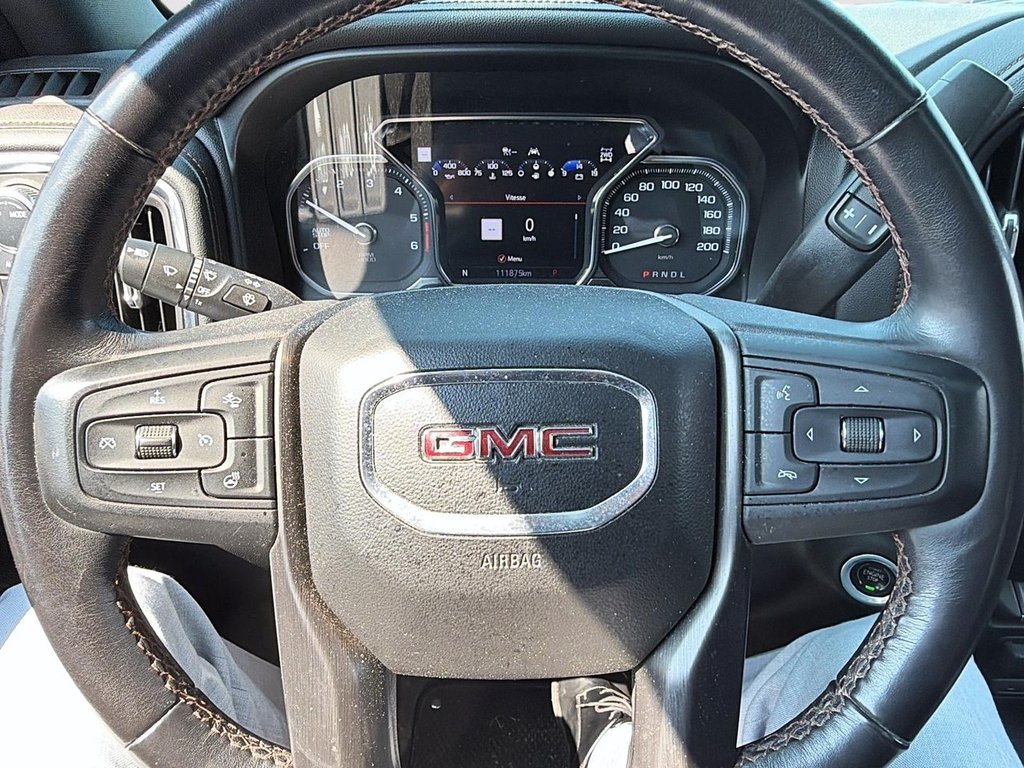 2021 GMC Sierra 1500 AT4 in Quebec, Quebec - 15 - w1024h768px