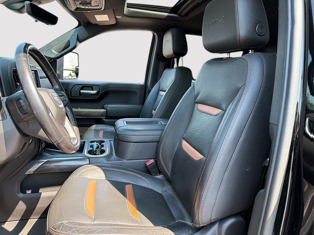2021 GMC Sierra 1500 AT4 in Quebec, Quebec - 12 - w1024h768px