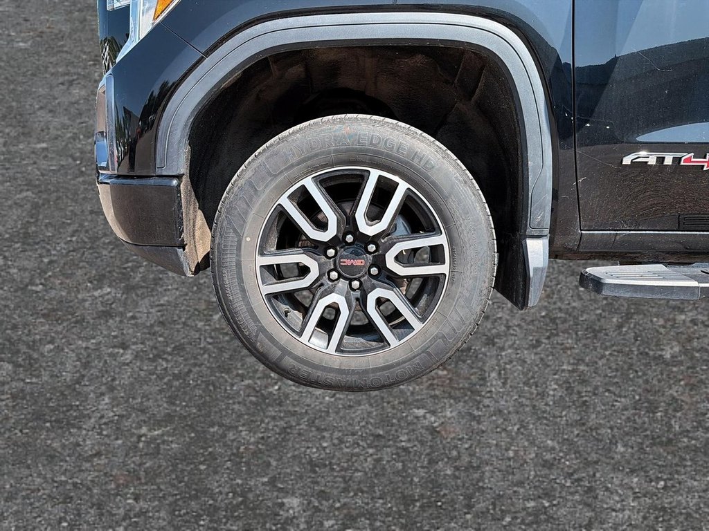 2021 GMC Sierra 1500 AT4 in Quebec, Quebec - 11 - w1024h768px
