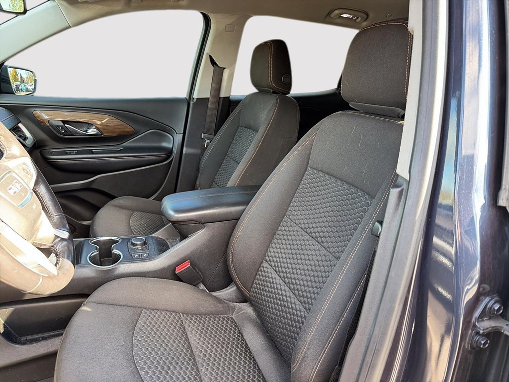 2019 GMC Terrain SLE in Quebec, Quebec - 8 - w1024h768px