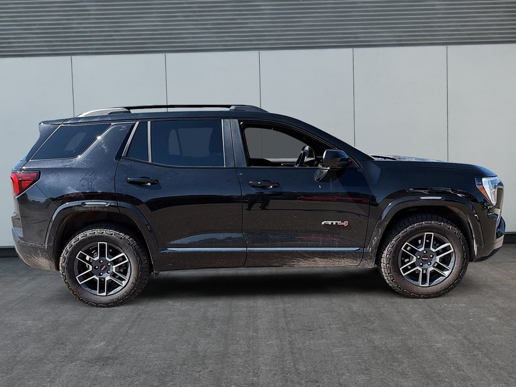 2026 GMC Terrain AWD AT4 in Quebec, Quebec - 4 - w1024h768px