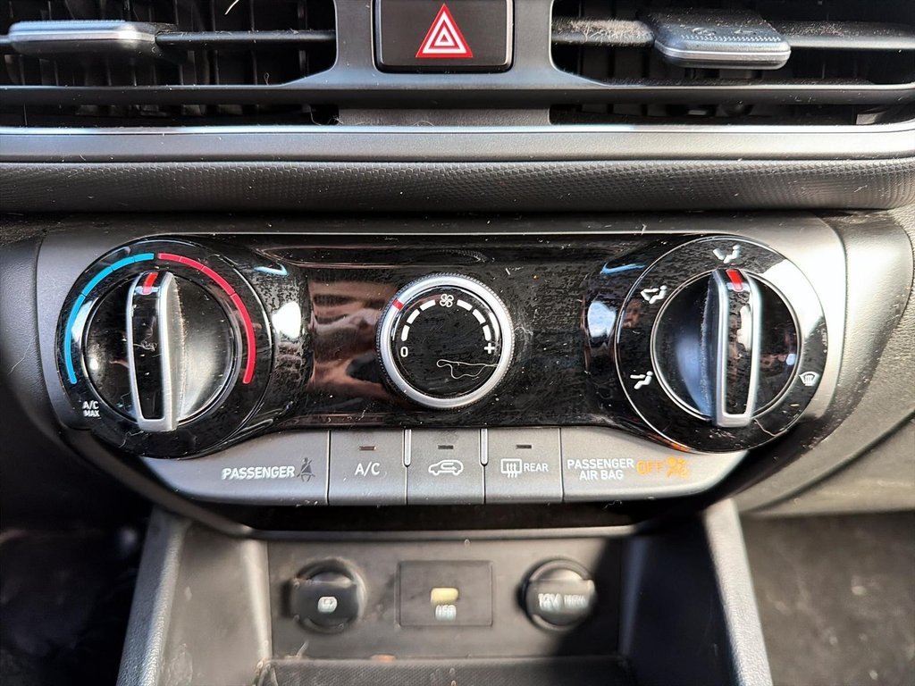 Hyundai Kona Essential 2022 à Québec, Québec - 15 - w1024h768px