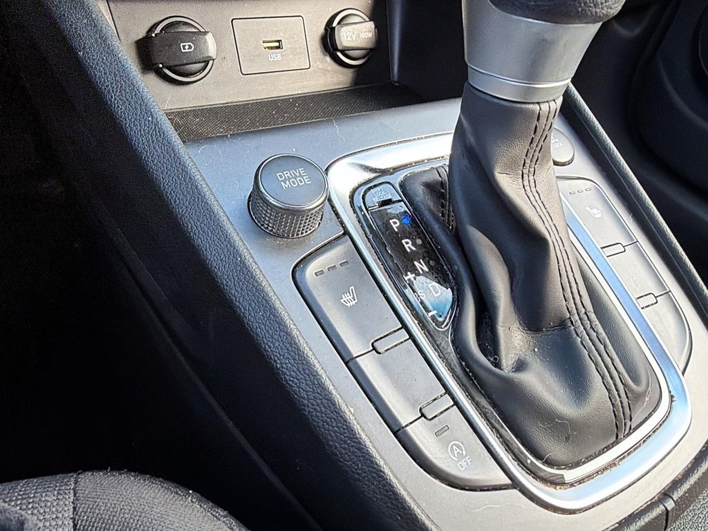 Hyundai Kona Essential 2022 à Québec, Québec - 13 - w1024h768px