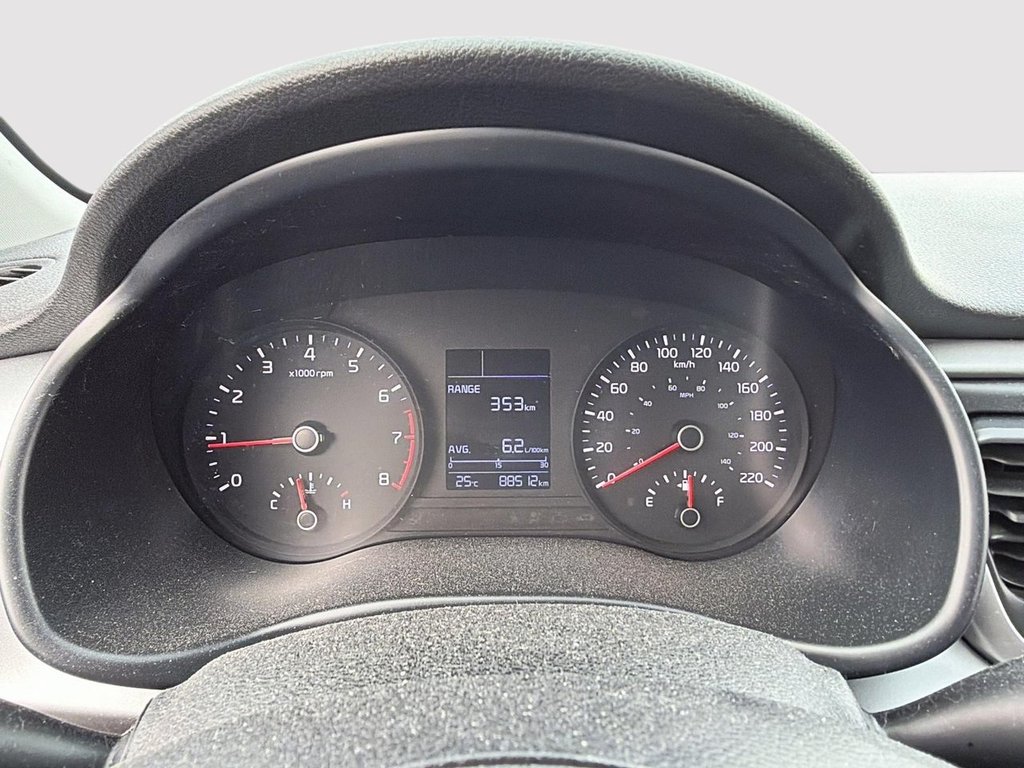 2019 Kia Rio 5-door in Quebec, Quebec - 13 - w1024h768px