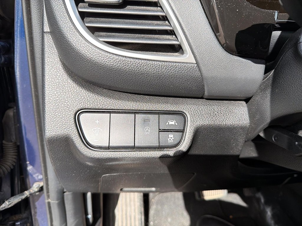 2023 Kia Seltos in Quebec, Quebec - 16 - w1024h768px