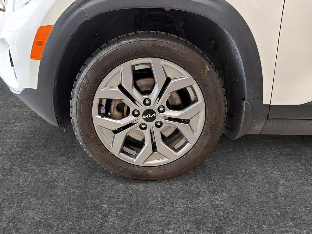 2024 Kia Seltos LX in Quebec, Quebec - 6 - w1024h768px
