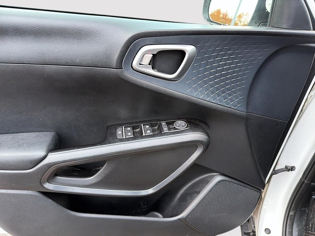 Kia Soul  2025 à Québec, Québec - 11 - w1024h768px