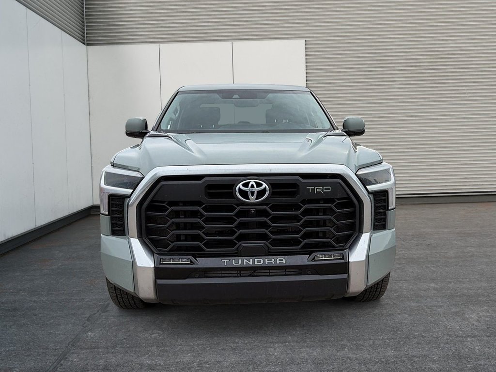 Toyota Tundra Limited Hybrid 2023 à Québec, Québec - 2 - w1024h768px