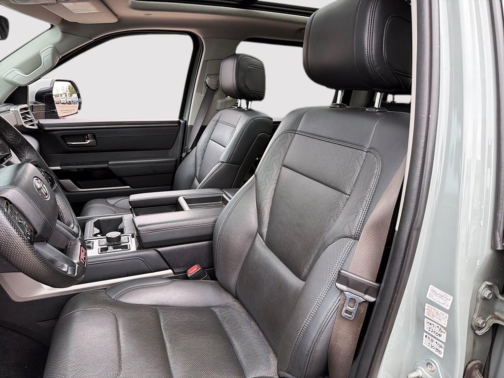 Toyota Tundra Limited Hybrid 2023 à Québec, Québec - 10 - w1024h768px
