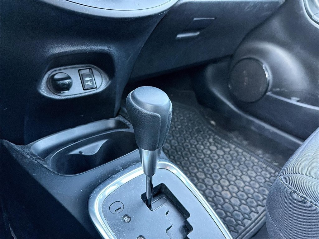 Toyota Yaris Hatchback  2018 à Québec, Québec - 14 - w1024h768px