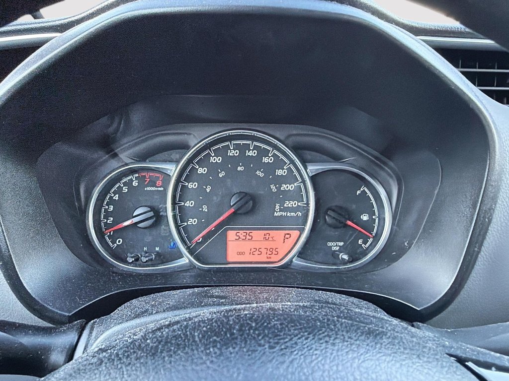 Toyota Yaris Hatchback  2018 à Québec, Québec - 12 - w1024h768px