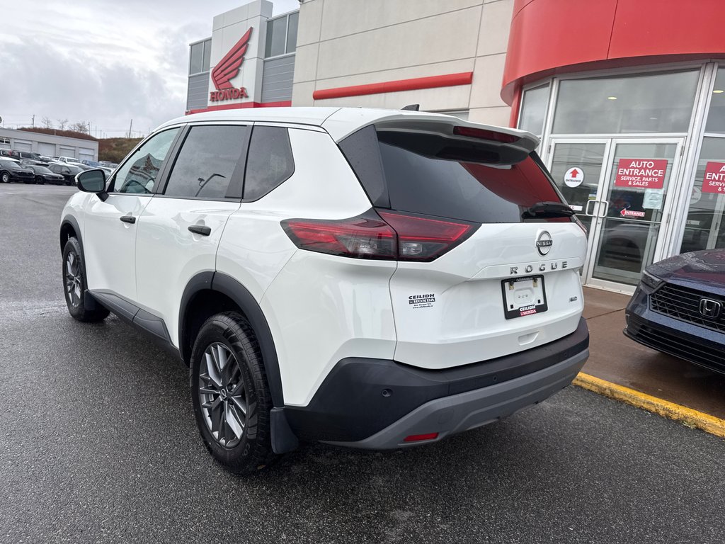 2022 Nissan Rogue S-5