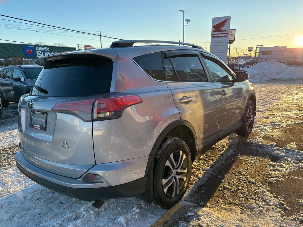 2017 Toyota RAV4 LE-6