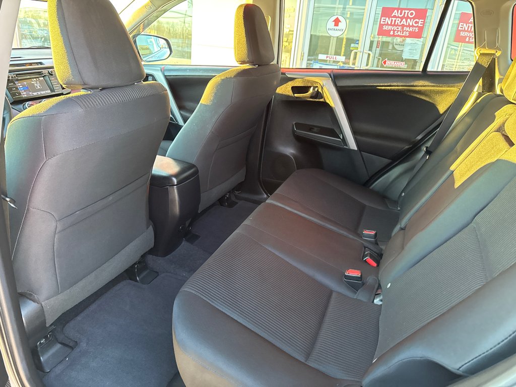 2017 Toyota RAV4 LE-7