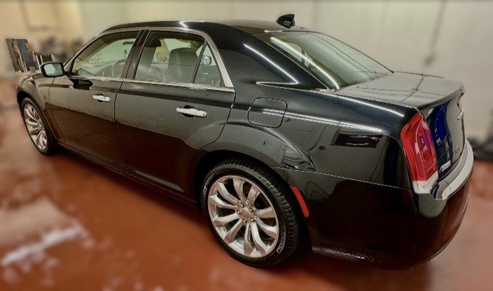 2019 Chrysler 300 Limited in Montague, Prince Edward Island - 4 - w1024h768px