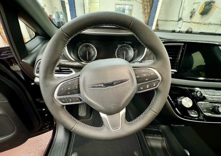 2026 Chrysler Grand Caravan SXT in Montague, Prince Edward Island - 11 - w1024h768px