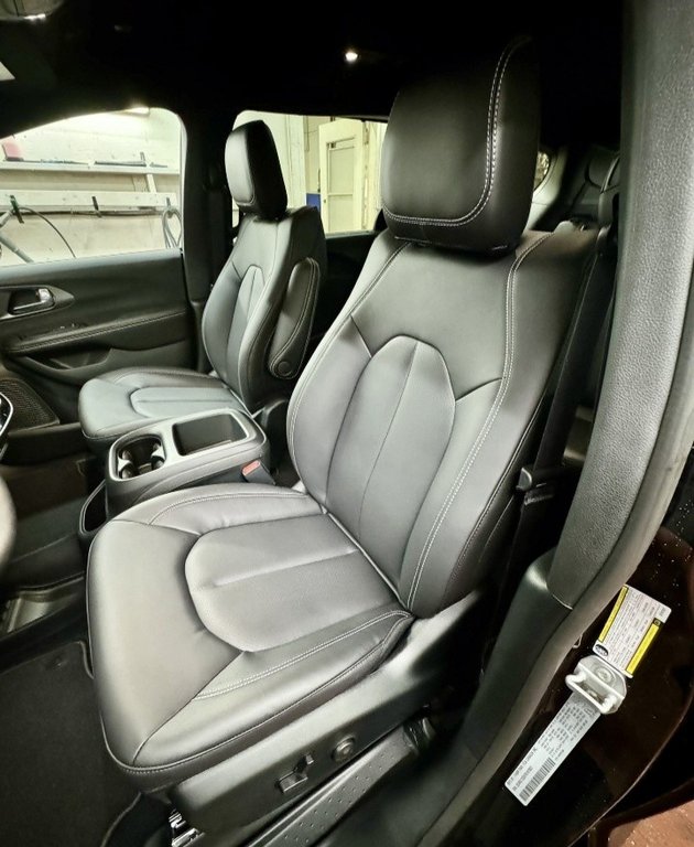 2026 Chrysler Grand Caravan SXT in Montague, Prince Edward Island - 9 - w1024h768px