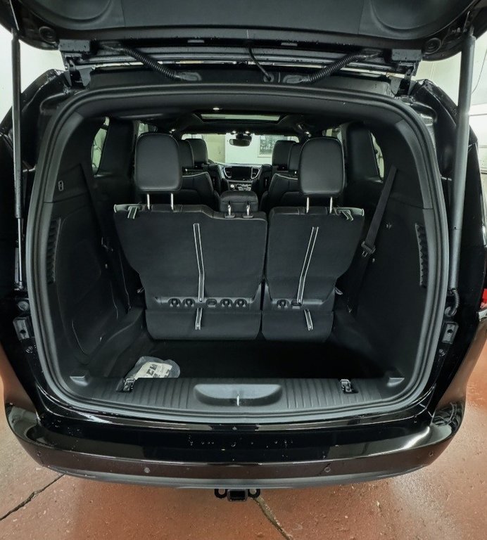 2026 Chrysler PACIFICA LIMITED AWD in Montague, Prince Edward Island - 16 - w1024h768px