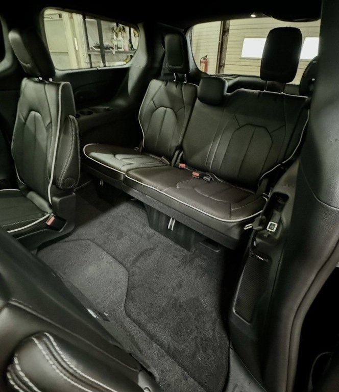 2026 Chrysler PACIFICA LIMITED AWD in Montague, Prince Edward Island - 15 - w1024h768px