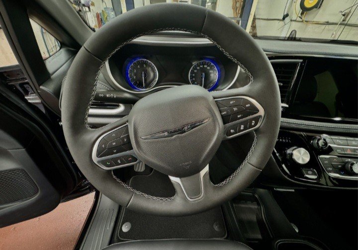 2026 Chrysler Pacifica SELECT in Montague, Prince Edward Island - 11 - w1024h768px