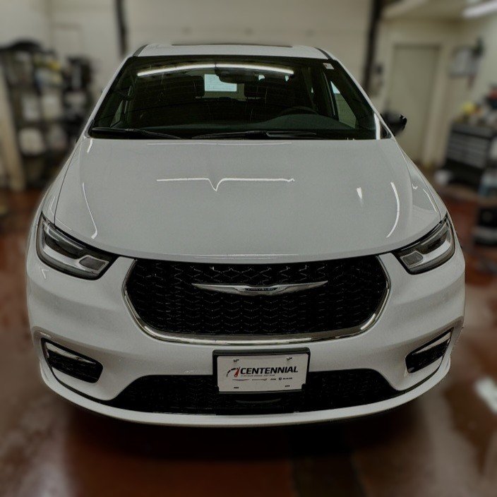 2026 Chrysler PACIFICA SELECT AWD in Montague, Prince Edward Island - 6 - w1024h768px