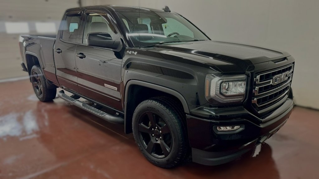 2019  SIERRA 1500 LIMITED Double Cab 4x4 in Montague, Prince Edward Island - 1 - w1024h768px