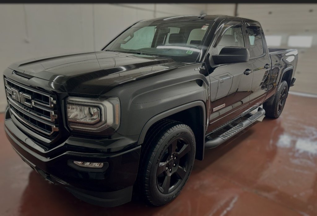 2019  SIERRA 1500 LIMITED Double Cab 4x4 in Montague, Prince Edward Island - 5 - w1024h768px