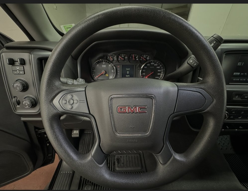 2019  SIERRA 1500 LIMITED Double Cab 4x4 in Montague, Prince Edward Island - 11 - w1024h768px