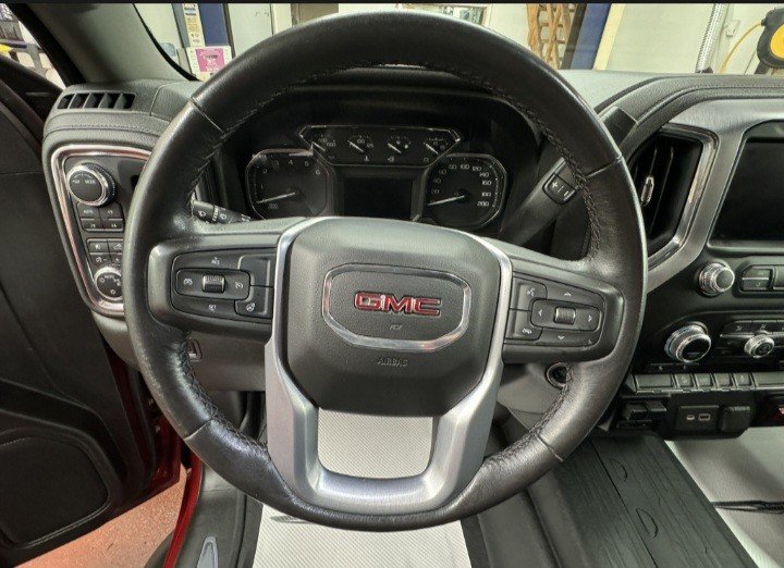2022 GMC Sierra 1500 Elevation 4x4 Double Cab in Montague, Prince Edward Island - 11 - w1024h768px