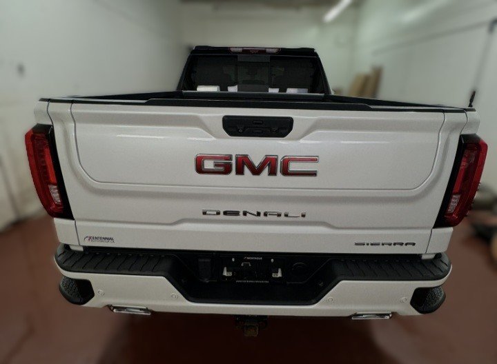 2023 GMC Sierra 1500 Denali 4x4 Crew Cab Duramax in Montague, Prince Edward Island - 3 - w1024h768px