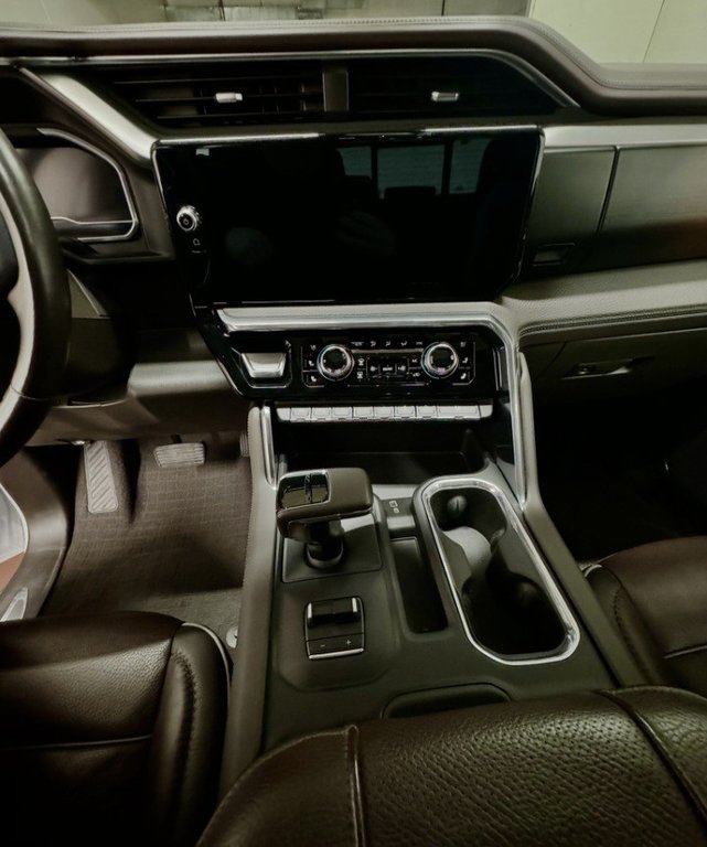 2023 GMC Sierra 1500 Denali 4x4 Crew Cab Duramax in Montague, Prince Edward Island - 12 - w1024h768px
