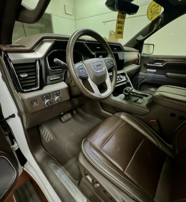2023 GMC Sierra 1500 Denali 4x4 Crew Cab Duramax in Montague, Prince Edward Island - 9 - w1024h768px